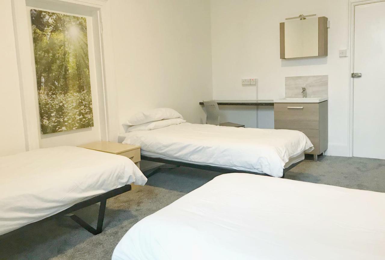 Number 6 Hotell Cheltenham Exteriör bild